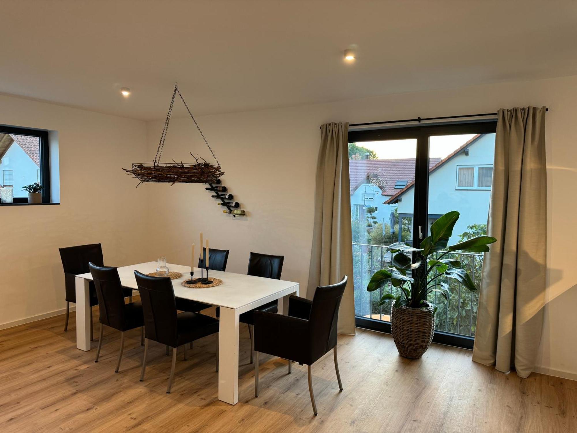 Moderne Ferienwohnung Mit Terrasse, Grill & Privatparkplatz Venningen Eksteriør bilde